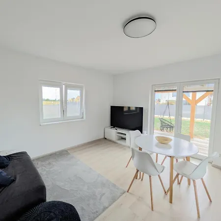 Amanda - Ohrada Chotanky